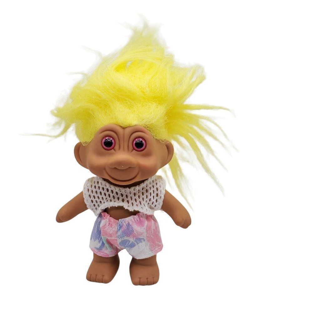 Vintage TNT Troll Doll Yellow Hair Shorts & Shirt 1991